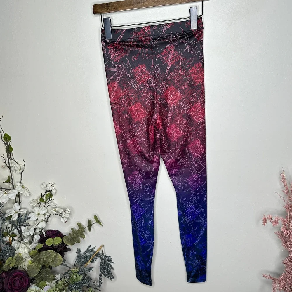 BLACKMILK Stranger Things Demogorgon Hunters Graffiti Leggings Ombre {G47} - Picture 5 of 6